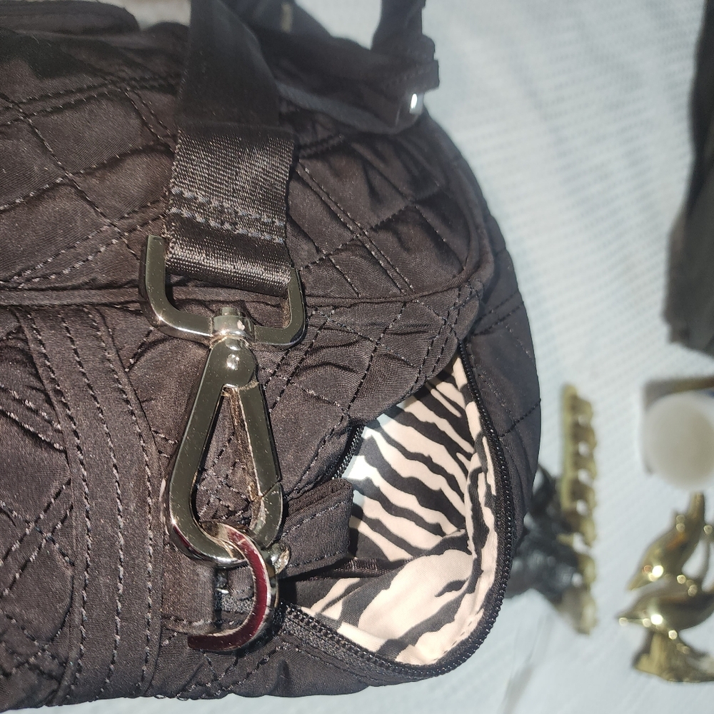 VERA BRADLEY EUC XL WEEKENDER BLACK QUILTED TRAVEL BAG LUGGAGE STYLE - Picture 6 of 9